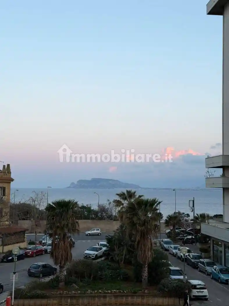 Appartamento in vendita a Palermo