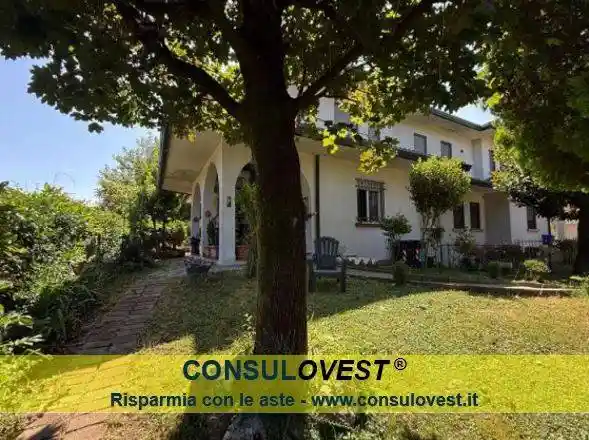 Villa in vendita a Pioltello