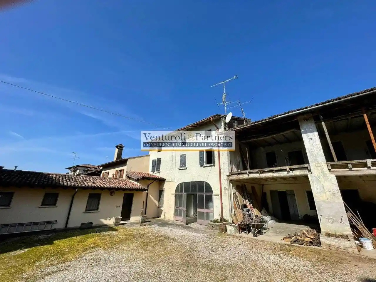 Rustico - Casale in vendita a Lonato del Garda