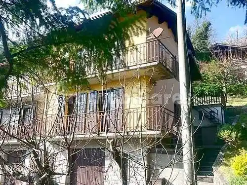 Villa in vendita a Fanano