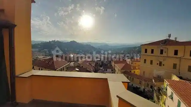 Appartamento in vendita a Imperia