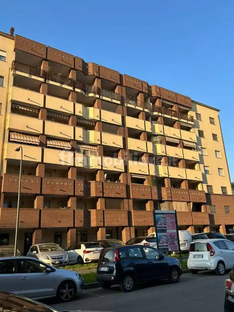 Appartamento in vendita a Cologno Monzese