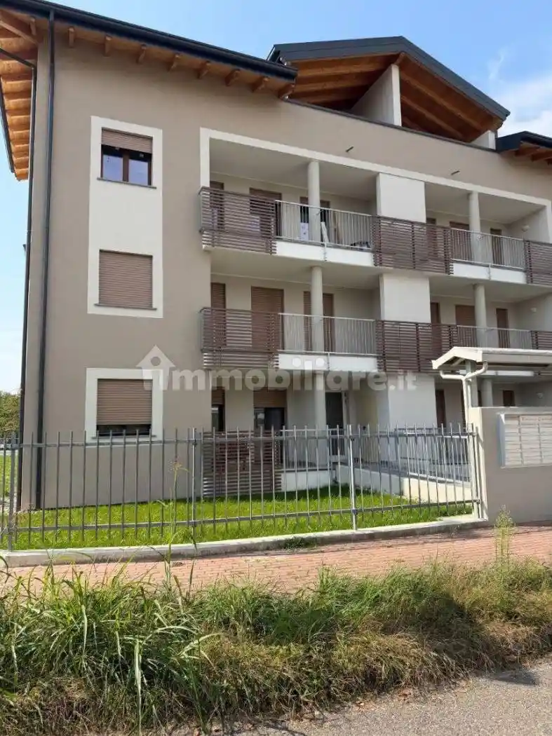 Appartamento in vendita a Casorate Primo