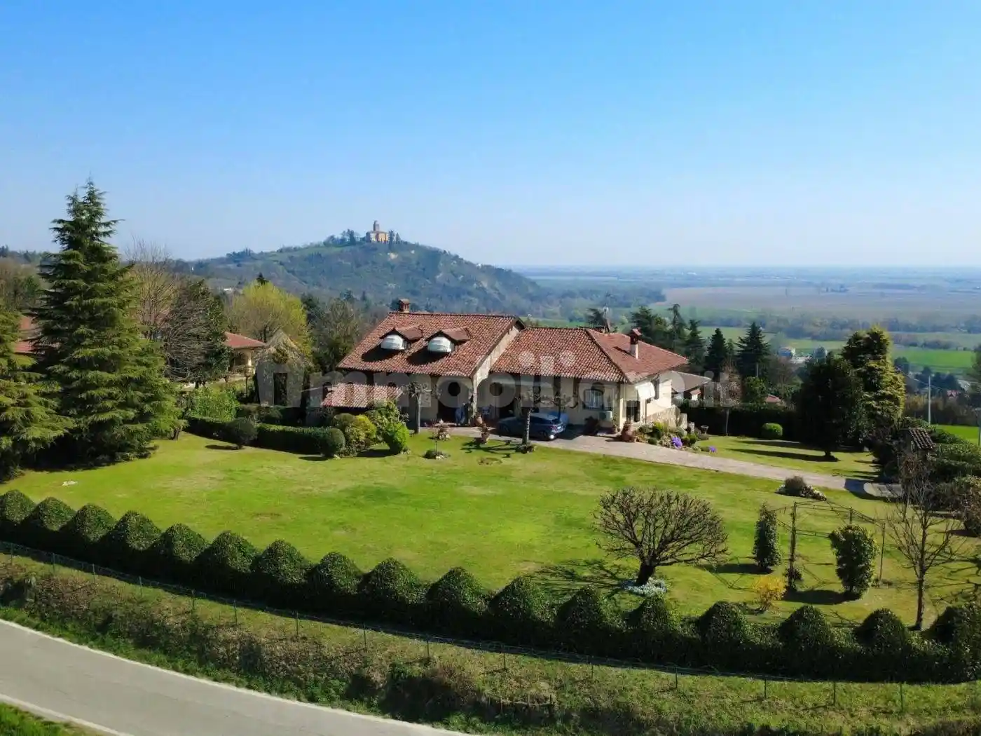 Villa in vendita a Pietra Marazzi