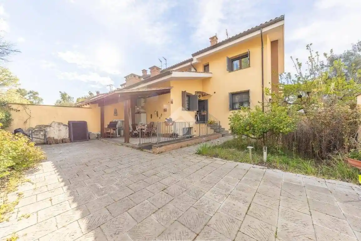 Villa in vendita a Roma