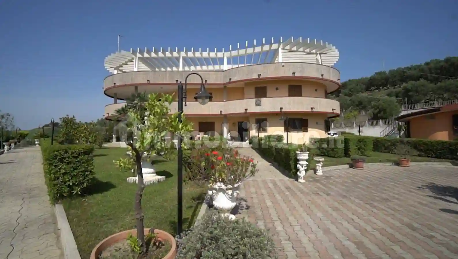 Villa - foto 3