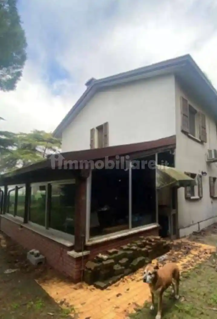 Villa in vendita a Castellucchio