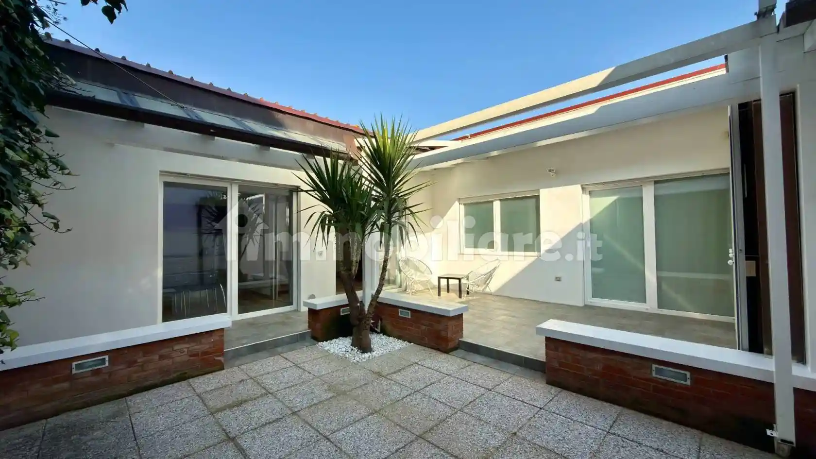 Casa indipendente in affitto a Torino