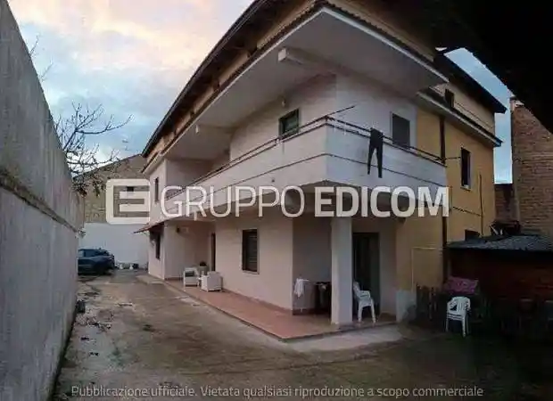 Appartamento in vendita a Casapesenna