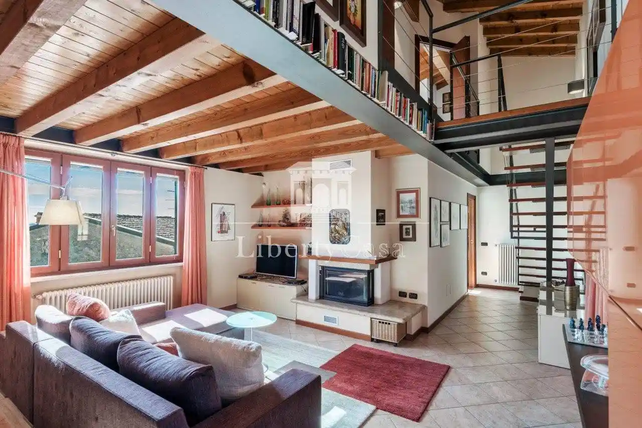 Appartamento in vendita a Puegnago sul Garda