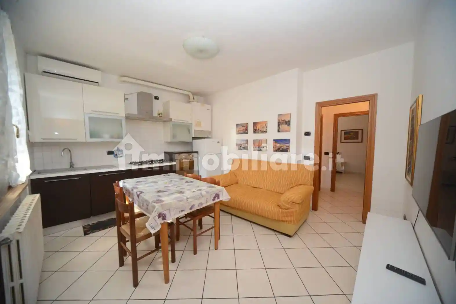 Palazzo - Edificio in vendita a Cesenatico