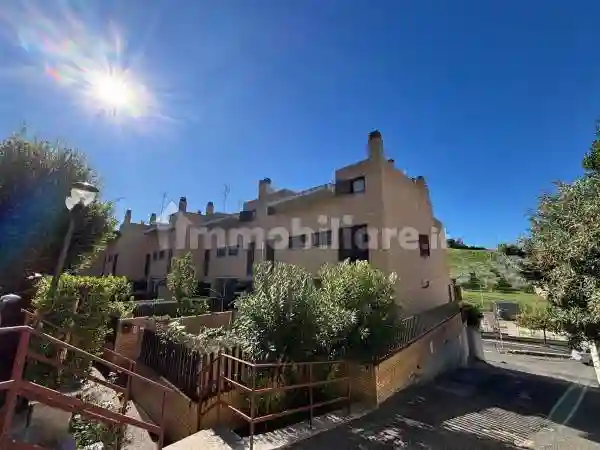 Villetta a schiera - foto 2