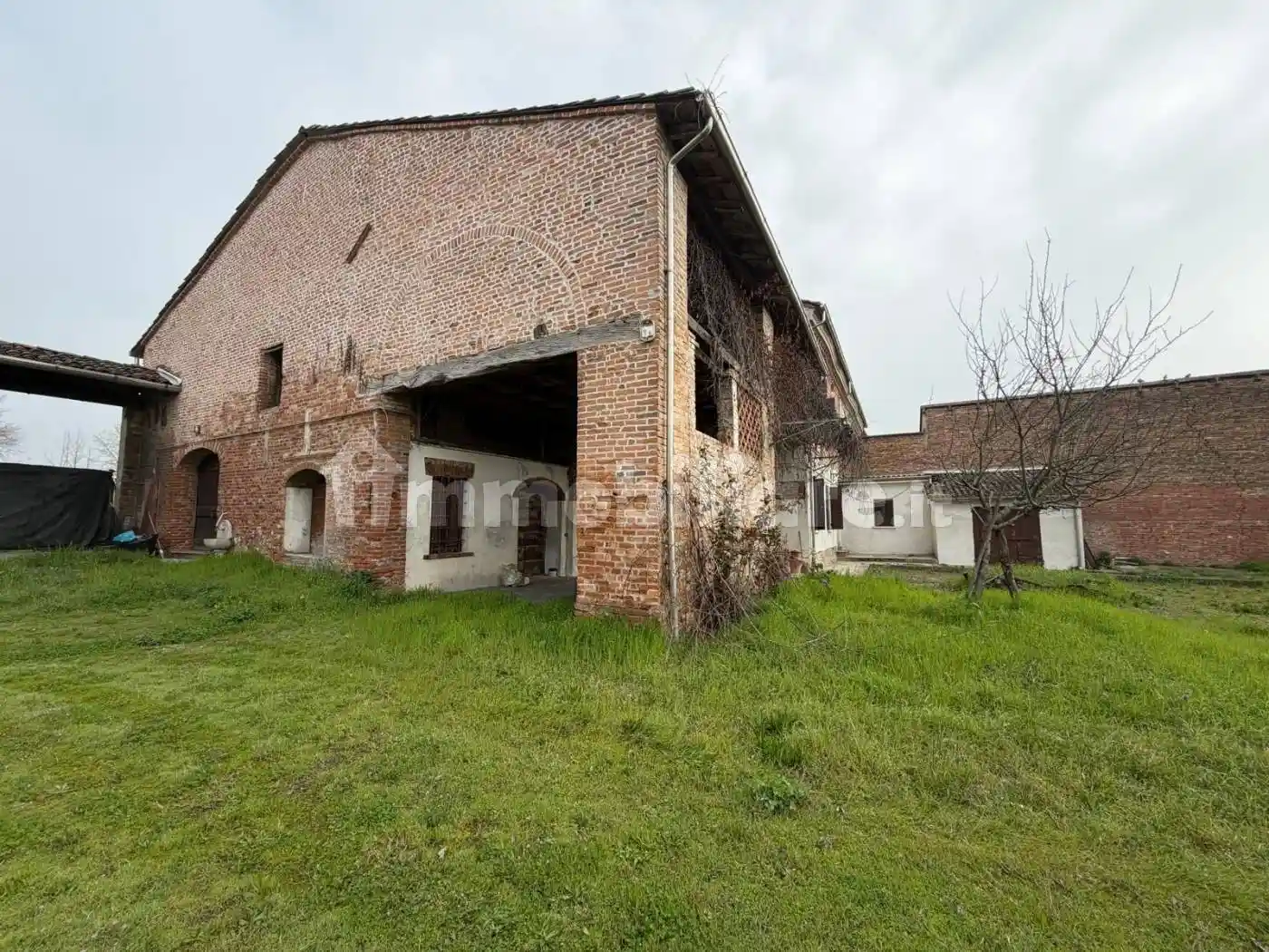 Casa indipendente in vendita a Viadana