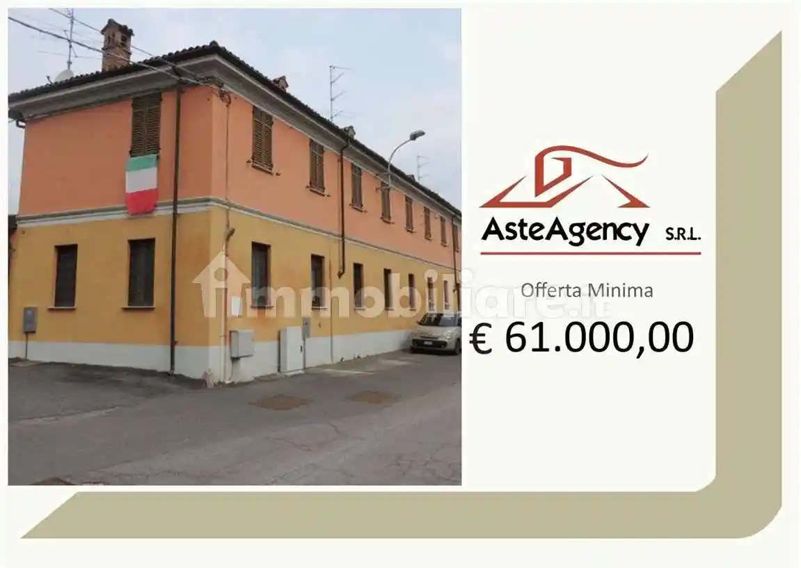 Casa indipendente in vendita a Gambarana