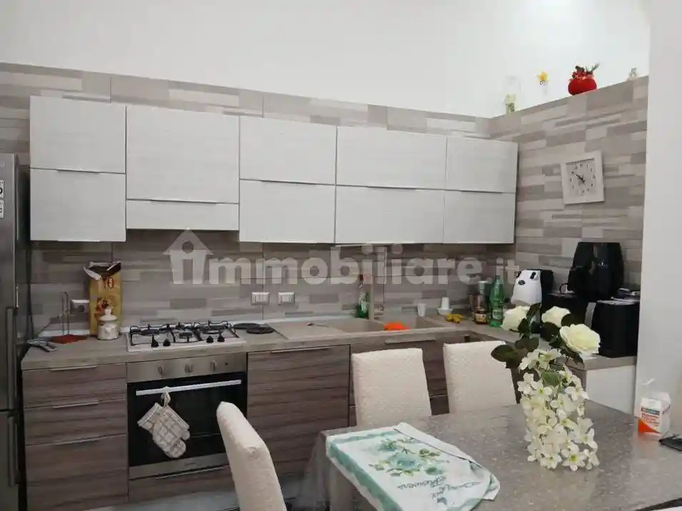 Appartamento in vendita a Napoli