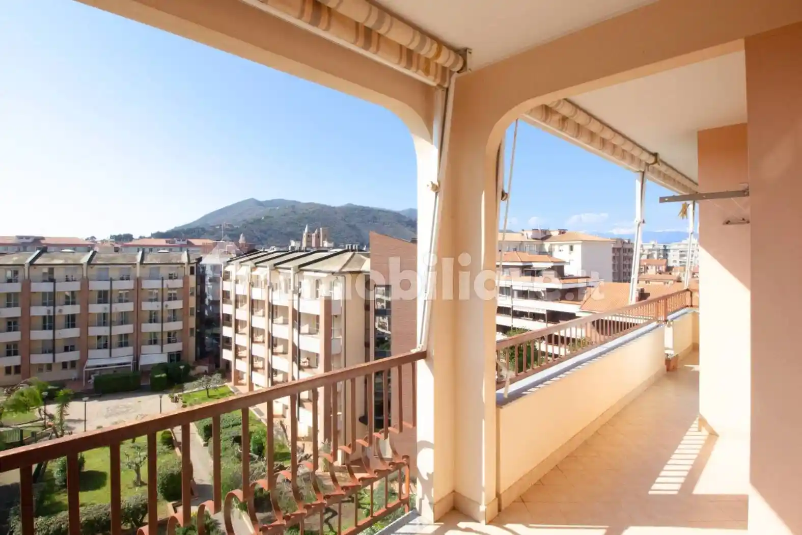 Appartamento in vendita a Albenga