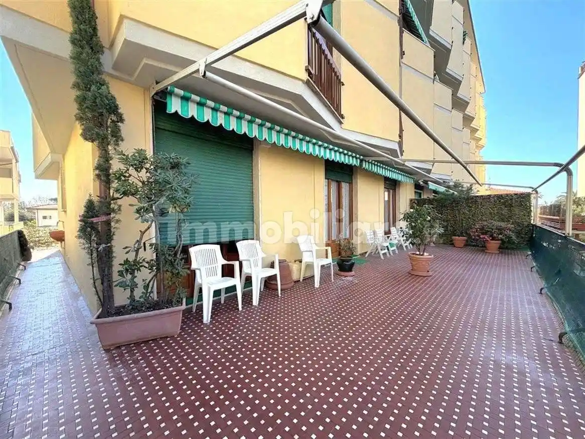 Appartamento in vendita a Massa