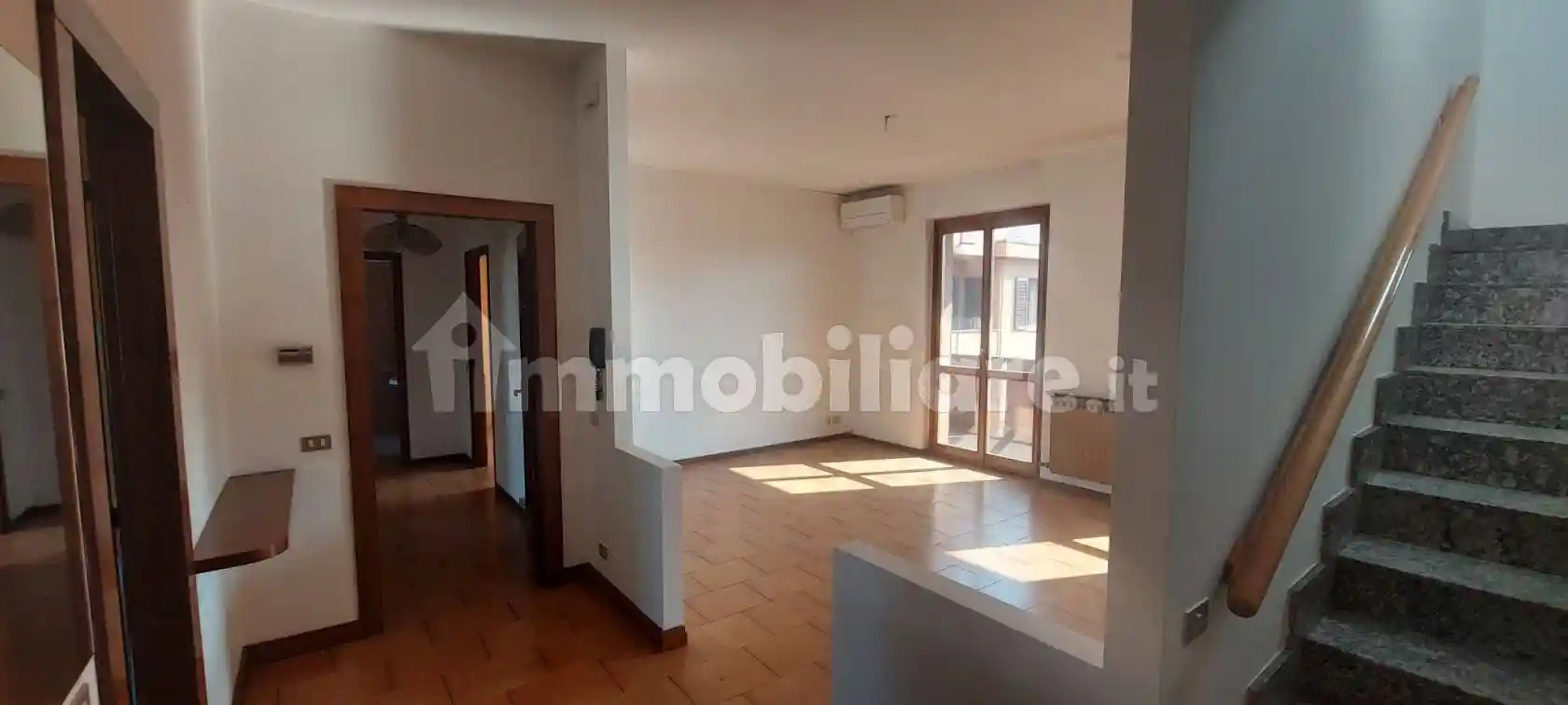 Appartamento in vendita a Seregno