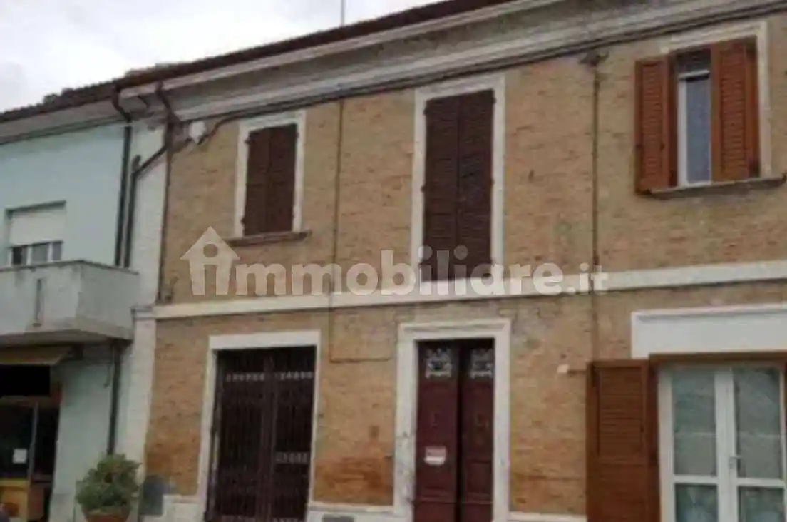 Appartamento in vendita a Terre Roveresche