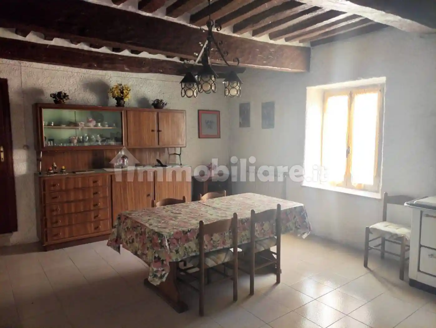 Casa indipendente in vendita a Fabriano