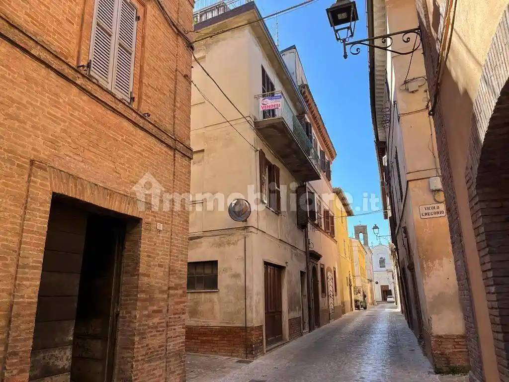 Casa indipendente in vendita a Matelica