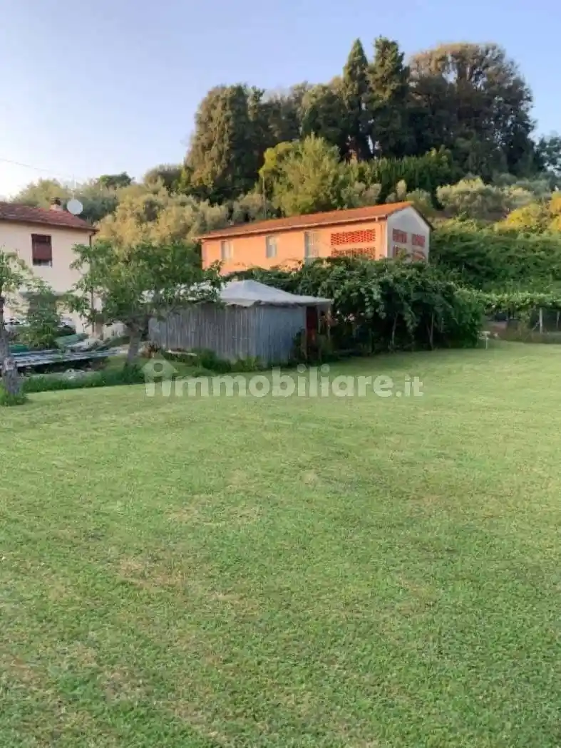 Rustico - Casale in vendita a Camaiore