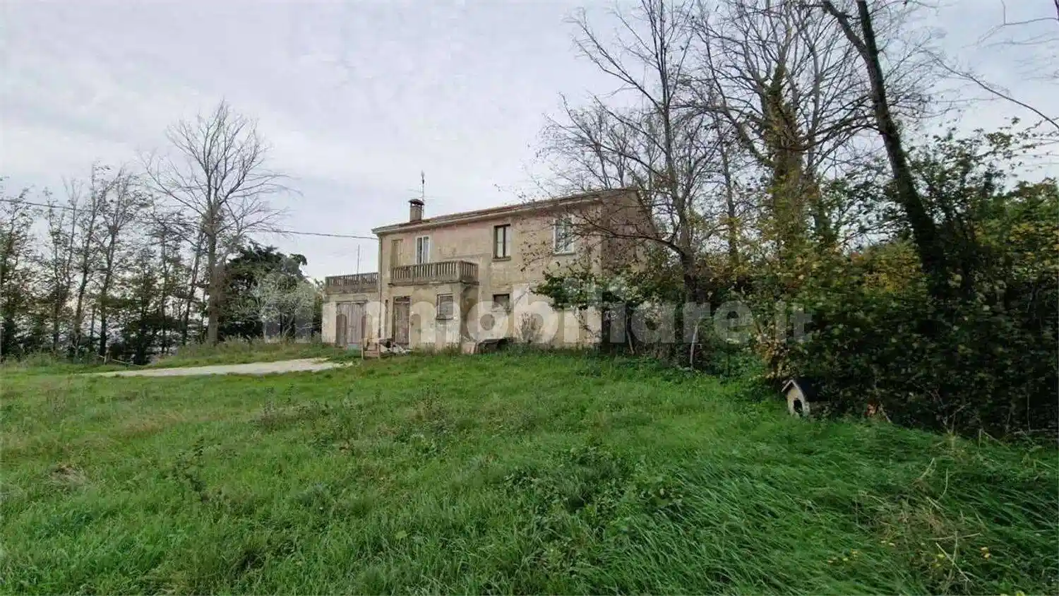 Rustico - Casale in vendita a Vallefoglia