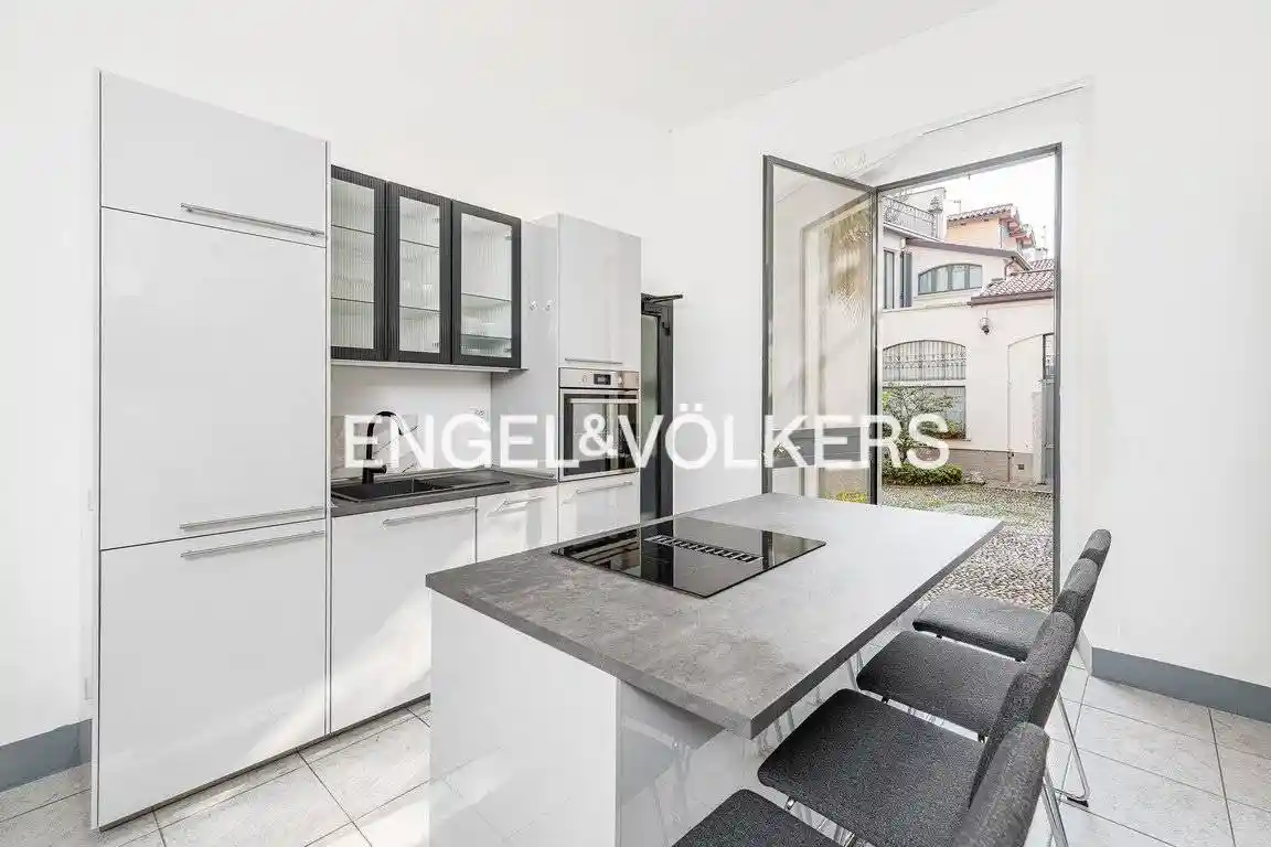 Appartamento in vendita a Monza