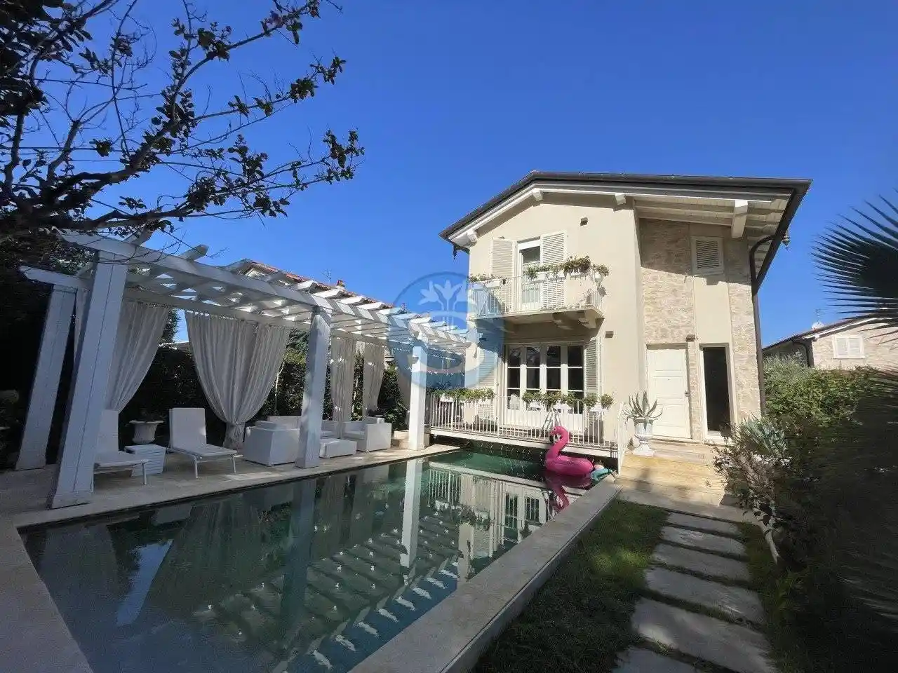Villa in vendita a Pietrasanta