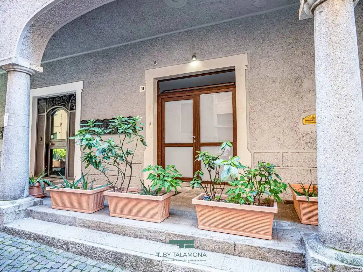 Appartamento in vendita a Porto Valtravaglia