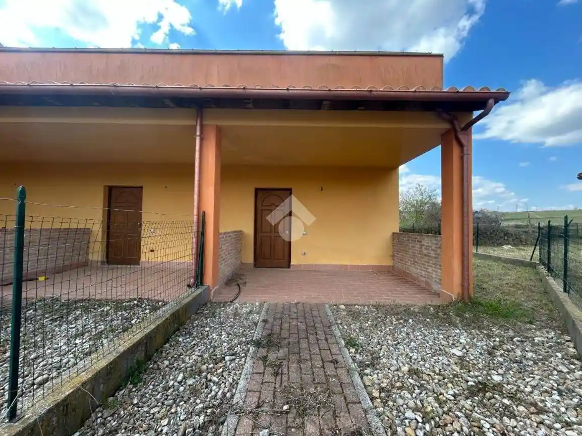 Villetta a schiera in vendita a Montecastrilli