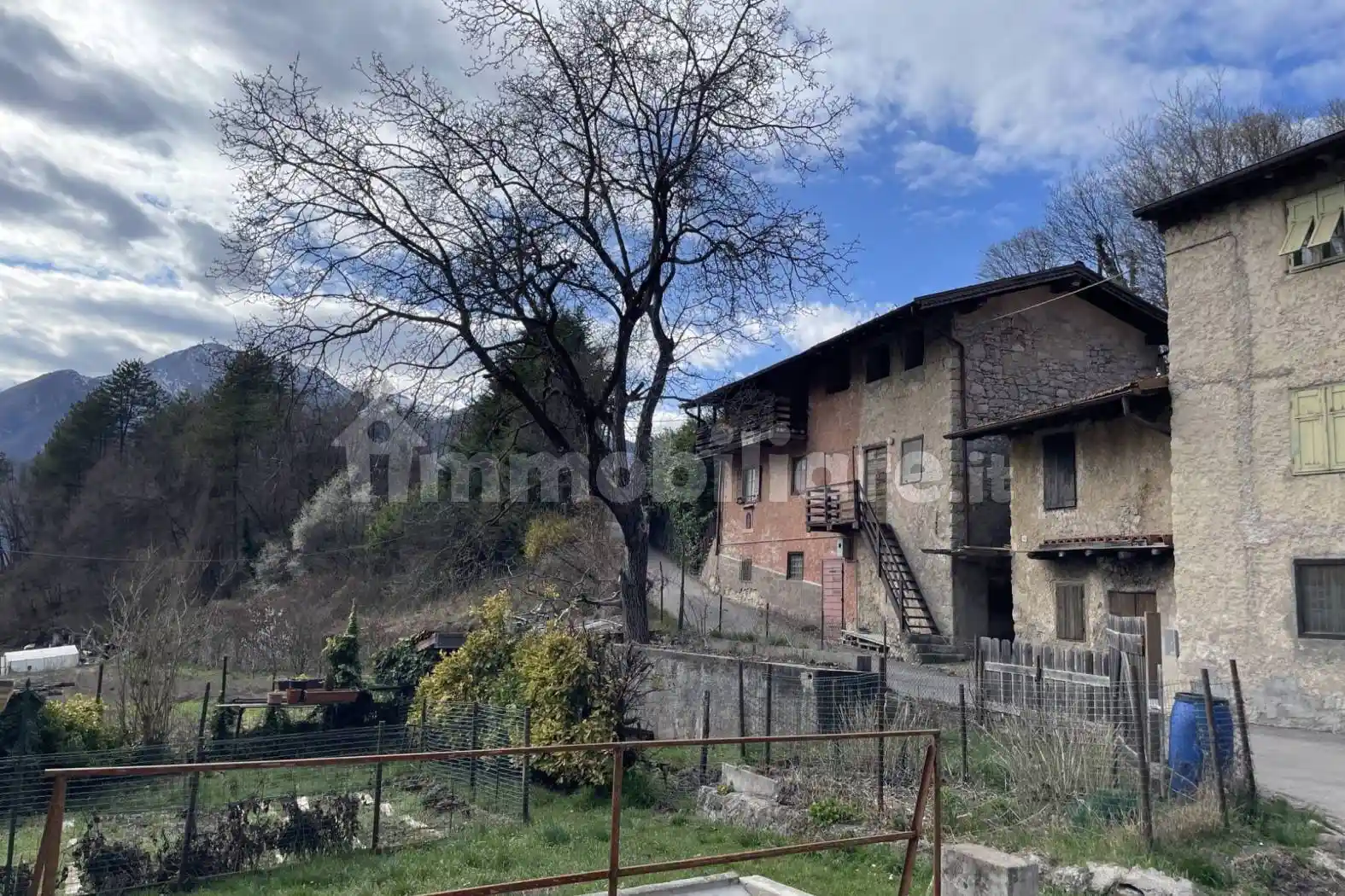Casa indipendente in vendita a Trento