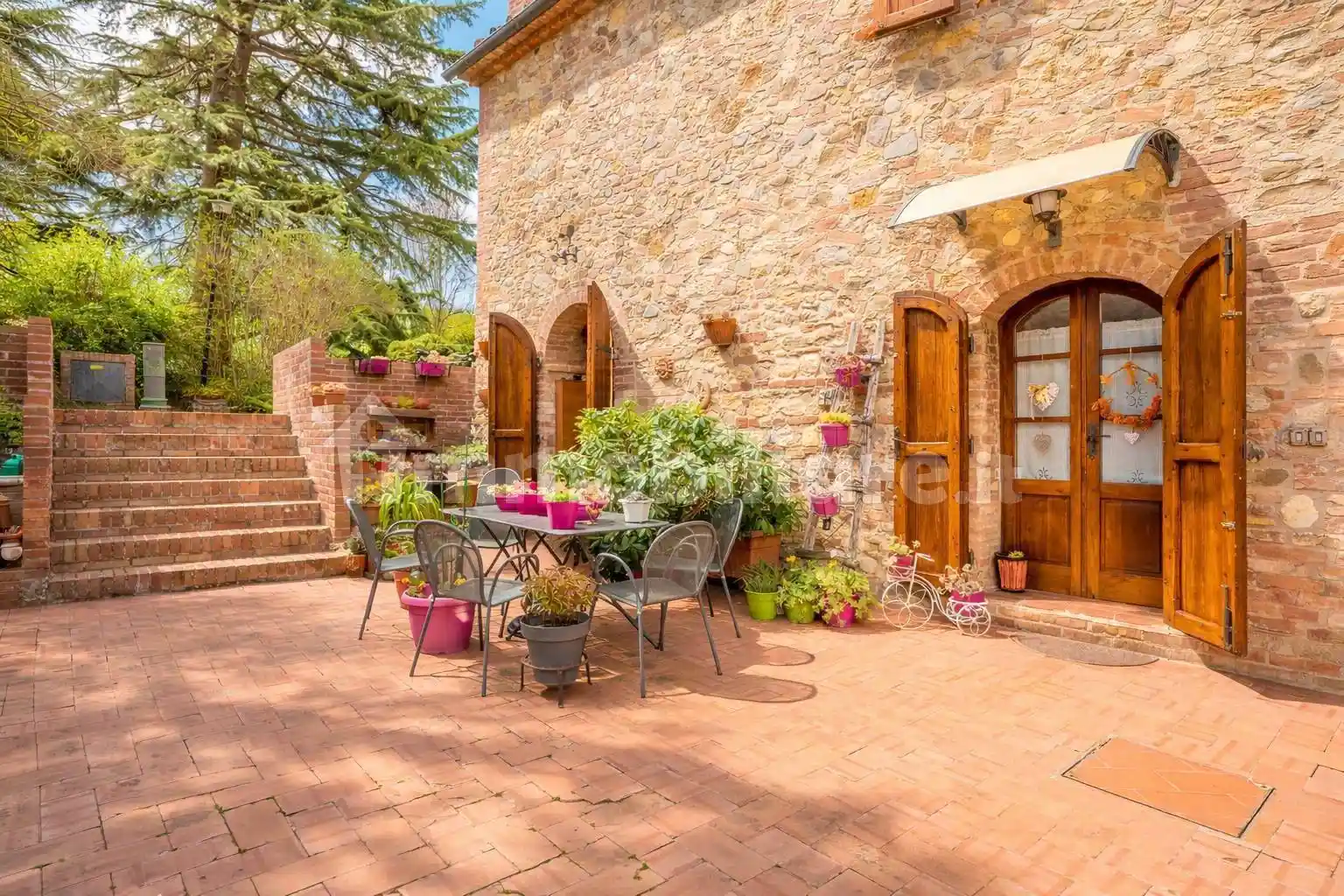 Casa indipendente in vendita a Castelnuovo Berardenga