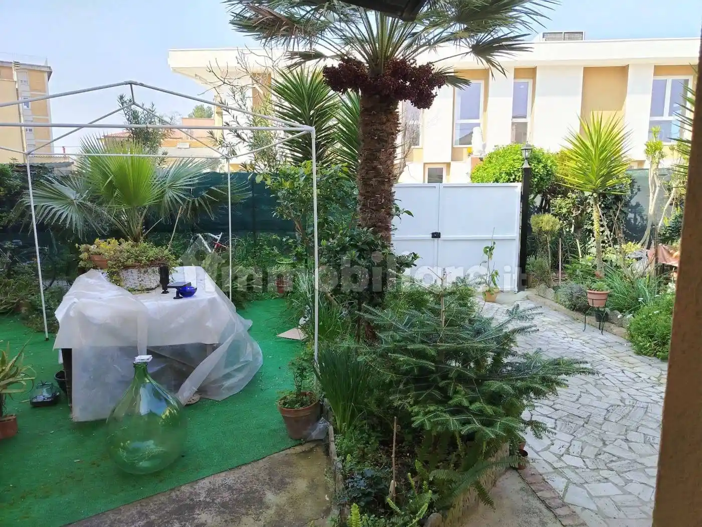 Appartamento in vendita a Falconara Marittima