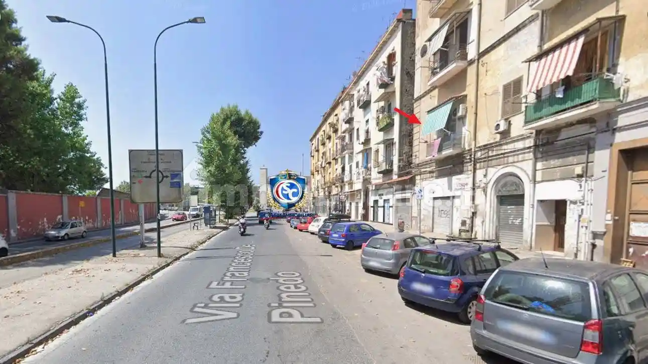 Appartamento in vendita a Napoli
