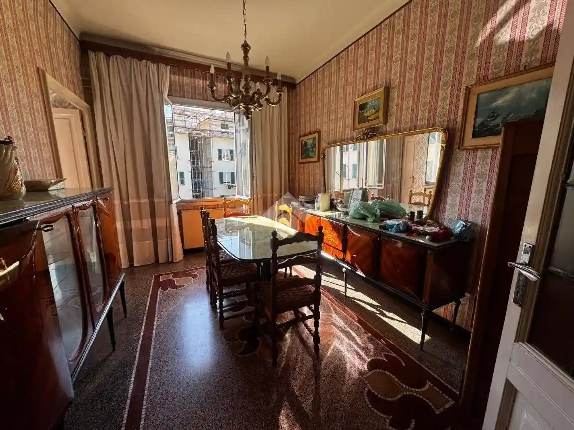 Appartamento in vendita a Genova