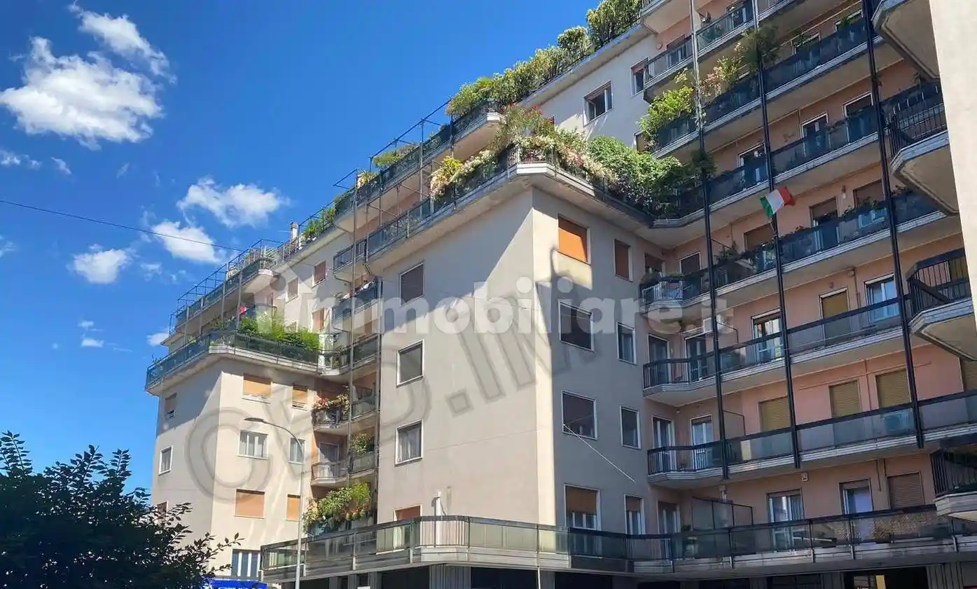 Appartamento in affitto a Rho