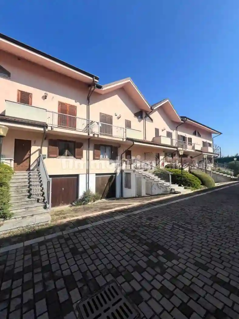 Villetta a schiera - foto 2