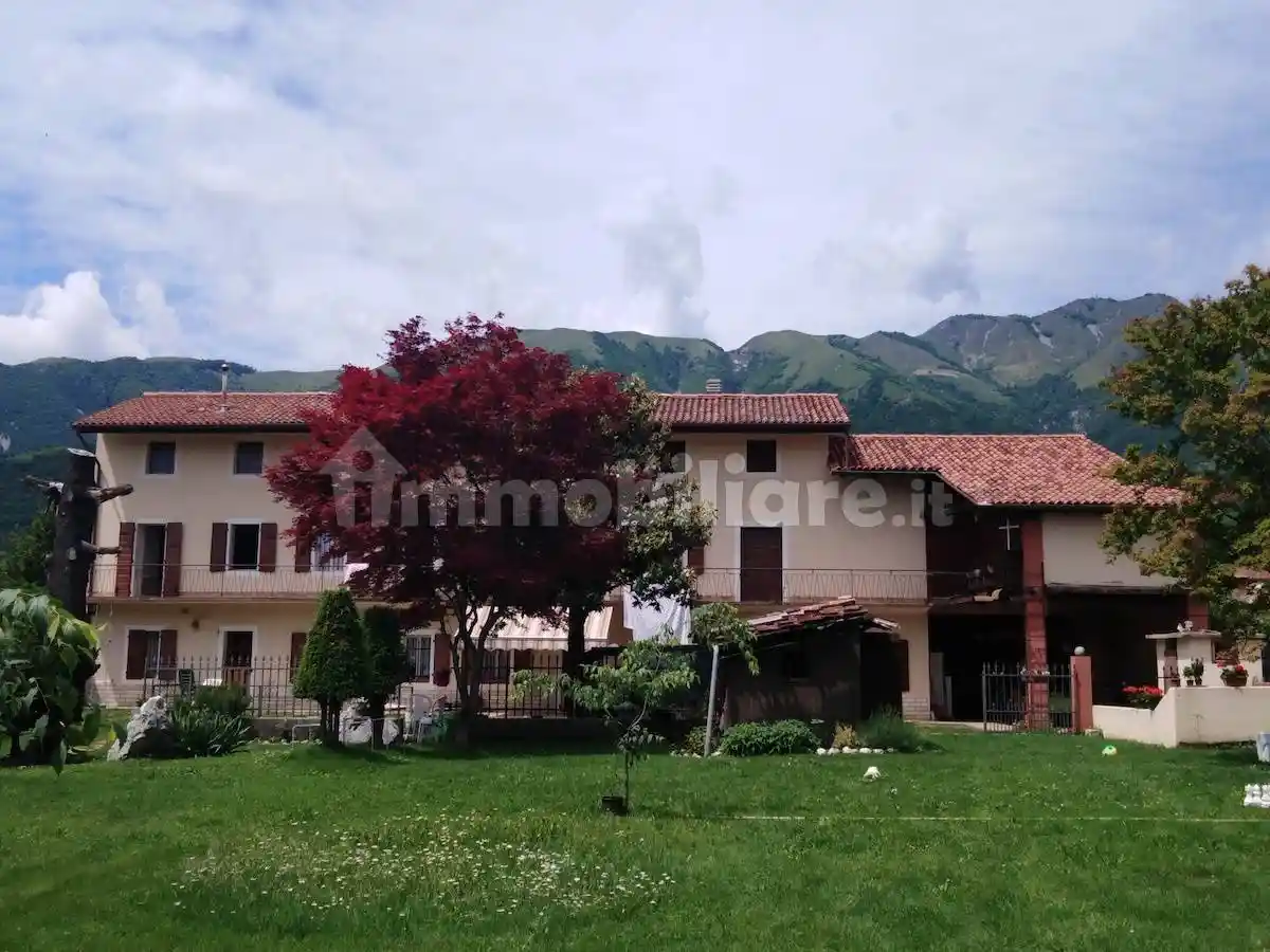 Casa indipendente in vendita a Aviano