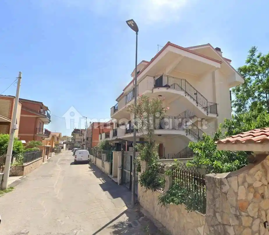 Appartamento in vendita a Guidonia Montecelio