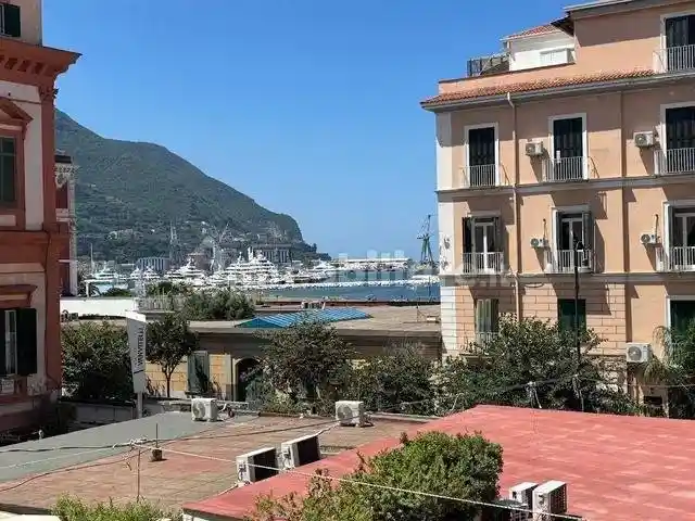 Appartamento in vendita a Castellammare di Stabia