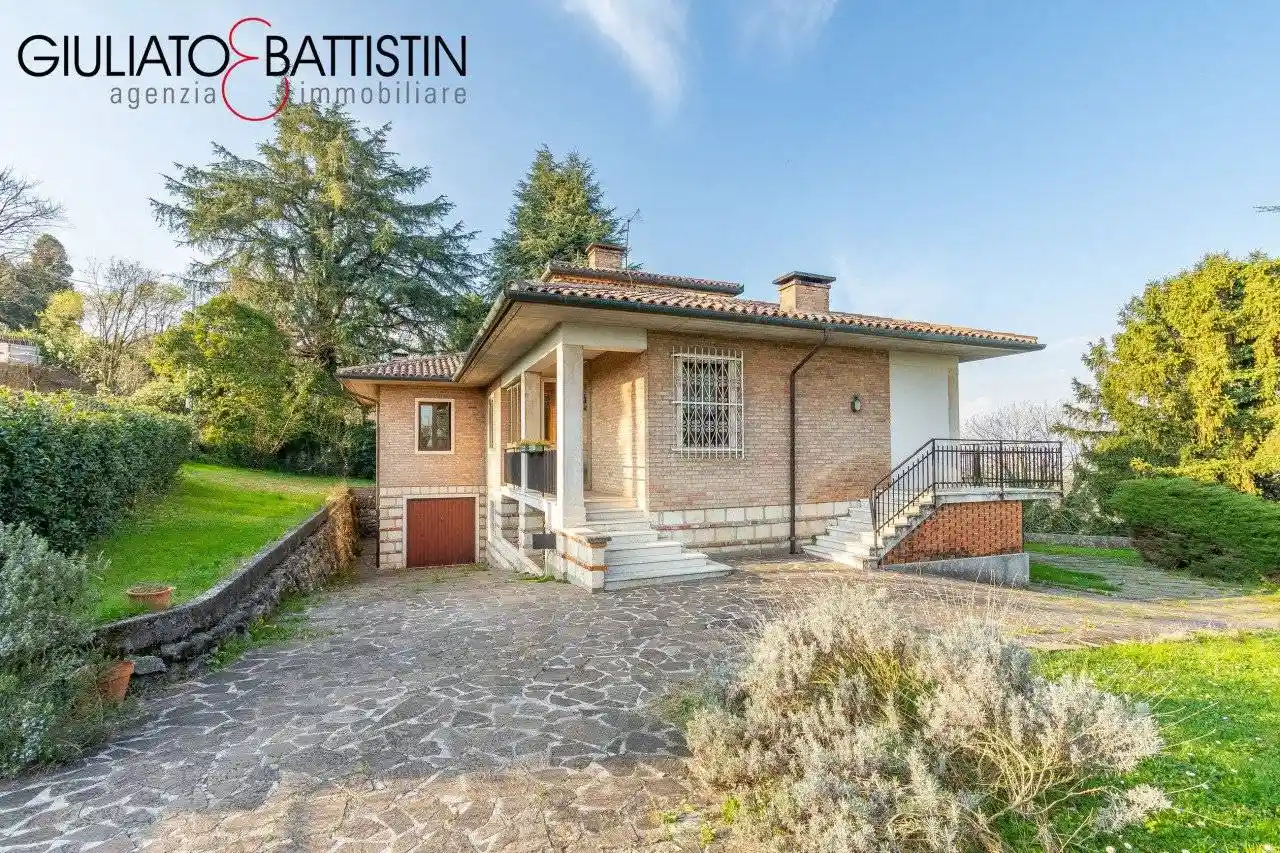 Villa in vendita a Creazzo