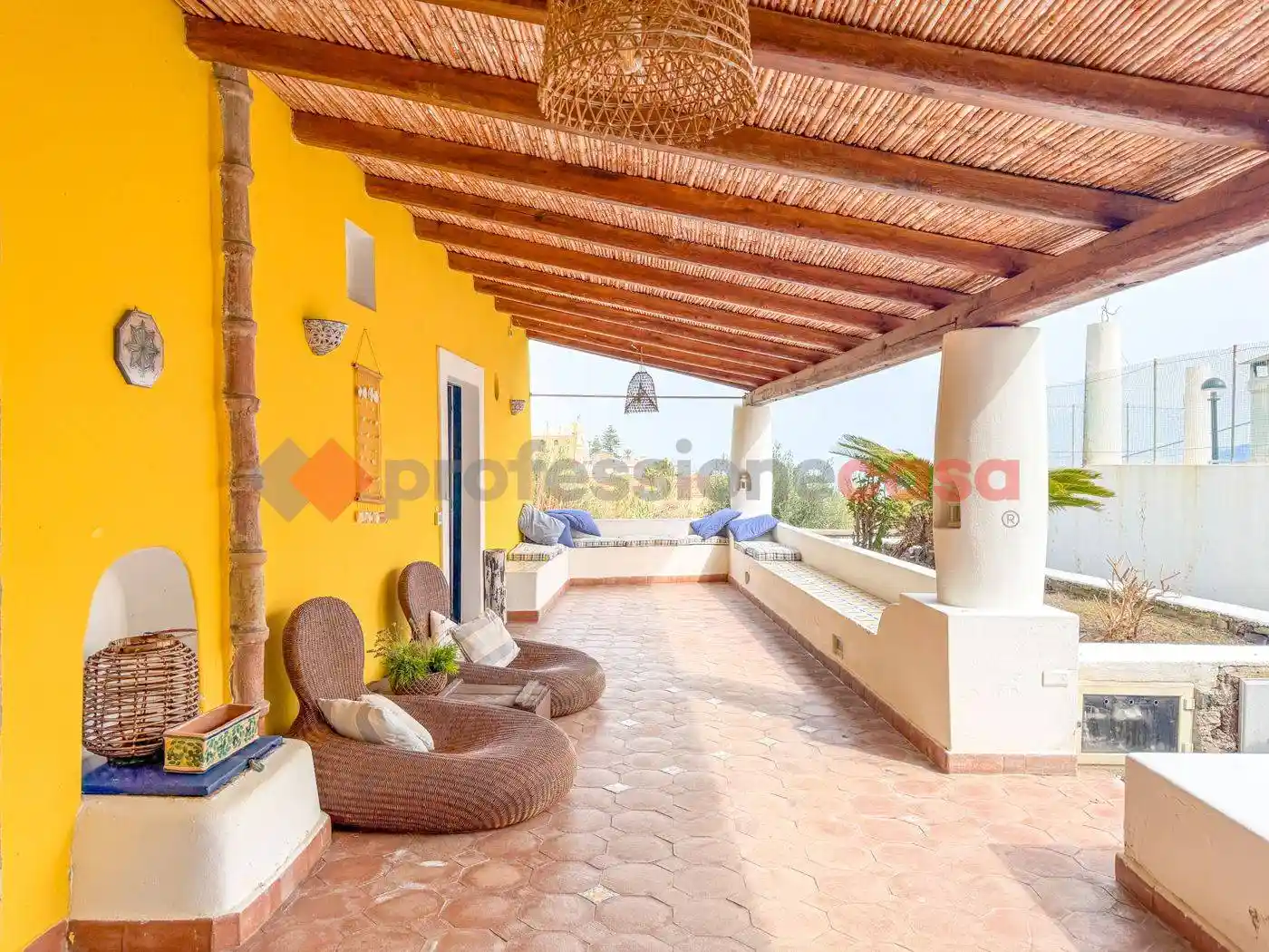 Casa indipendente in vendita a Santa Marina Salina