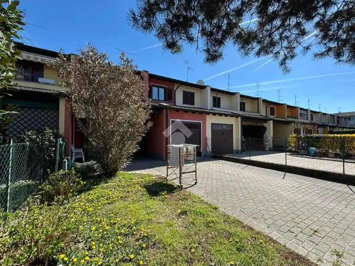 Villetta a schiera - foto 2