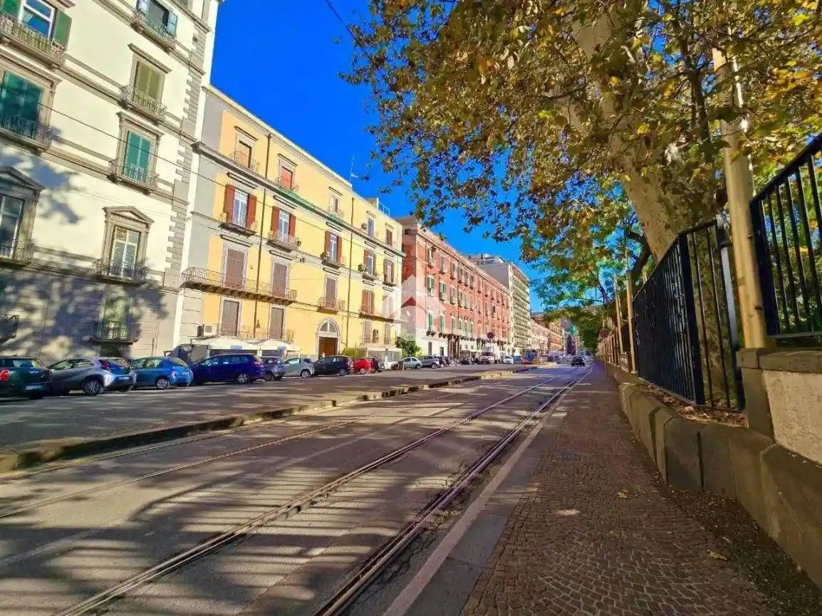 Appartamento in affitto a Napoli