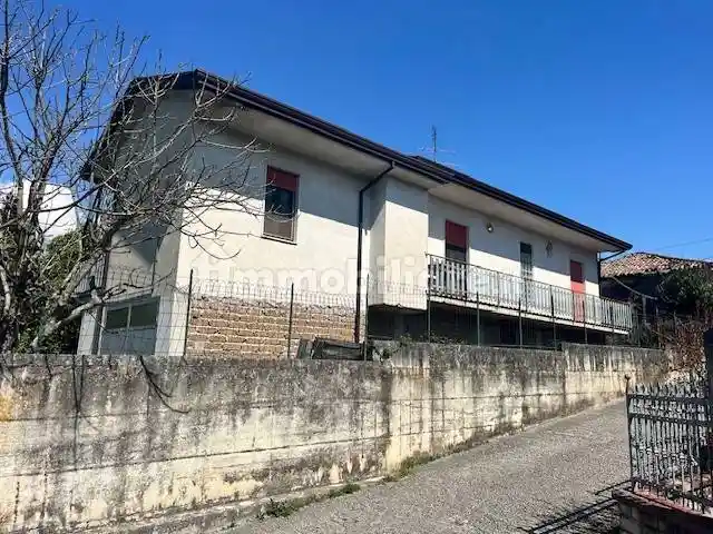 Villa in vendita a Ceccano
