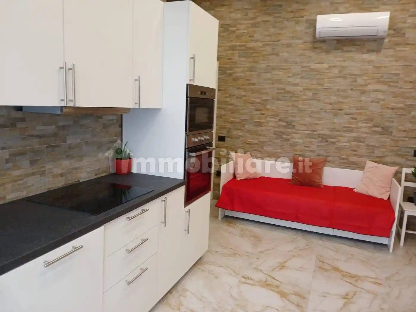 Appartamento in affitto a Carrara