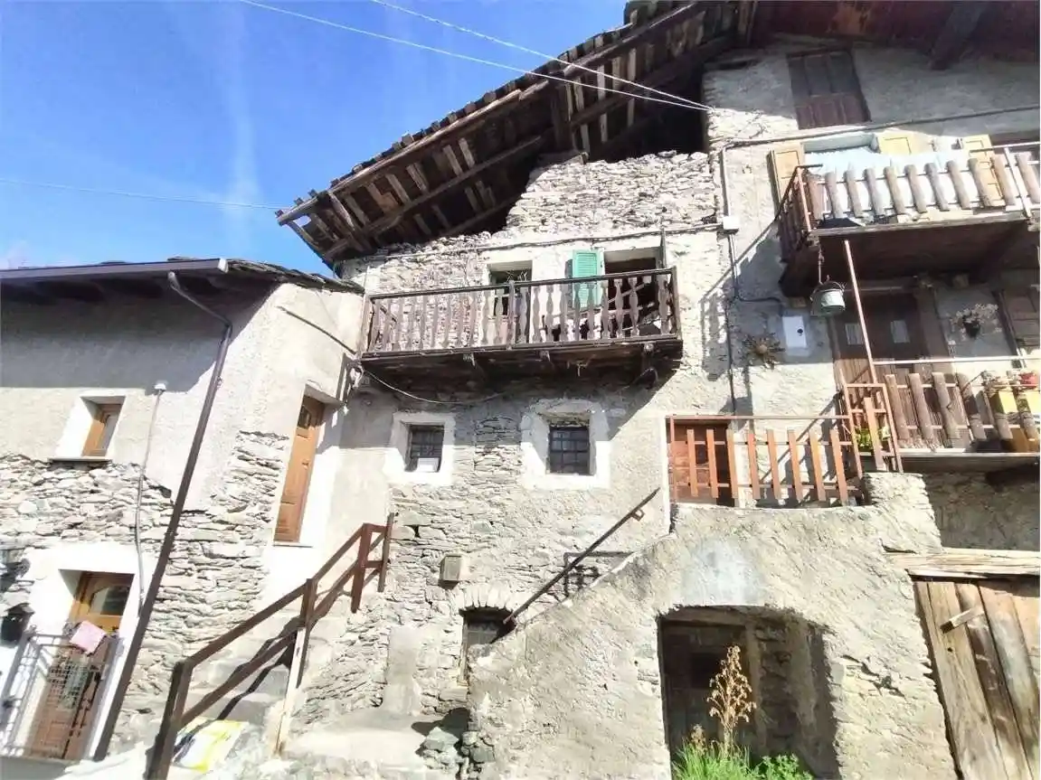 Casa indipendente in vendita a Nus