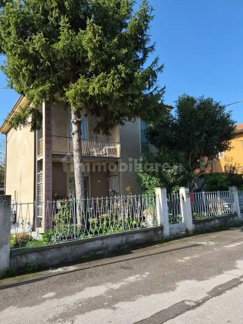 Casa indipendente in vendita a Forlimpopoli