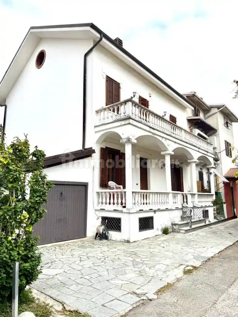 Villa in vendita a Alessandria